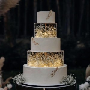 Bride & Groom Buttercream Cake